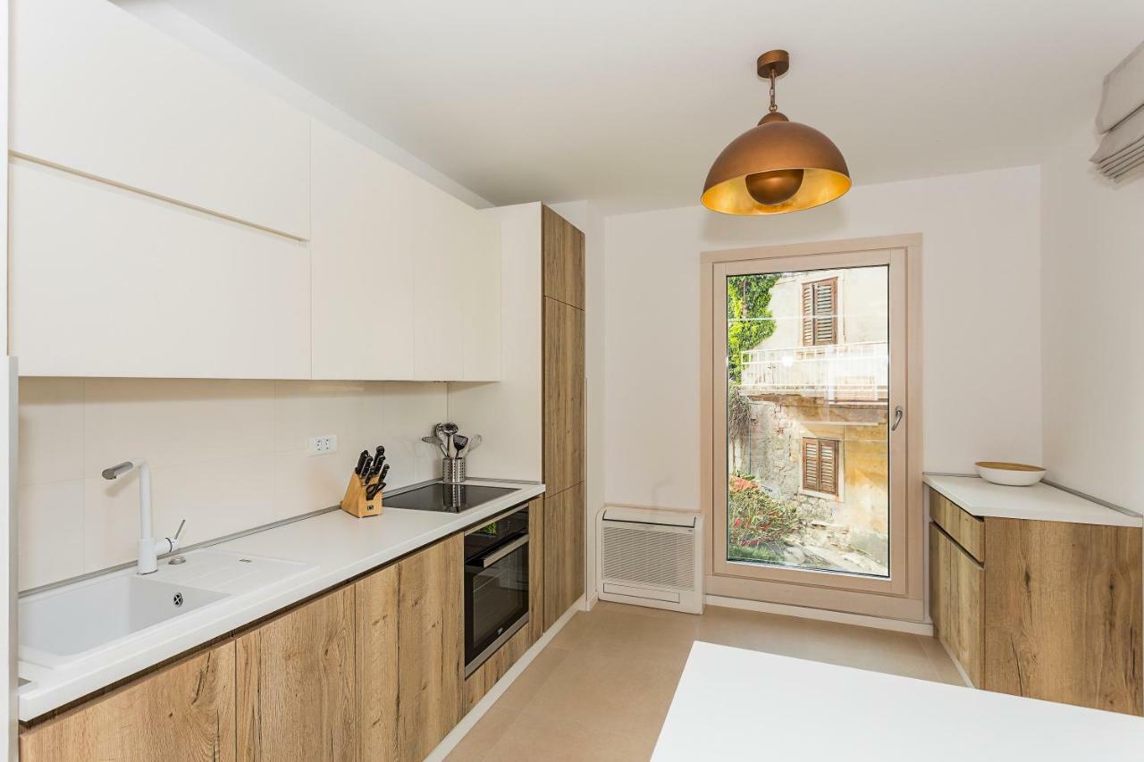 Perla Apartmani Сплит Екстериор снимка